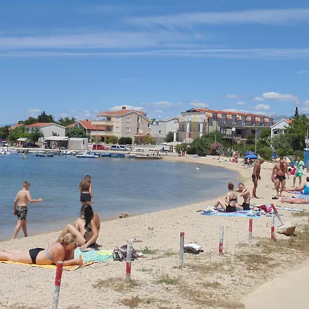 Beni Hotel Vrsi