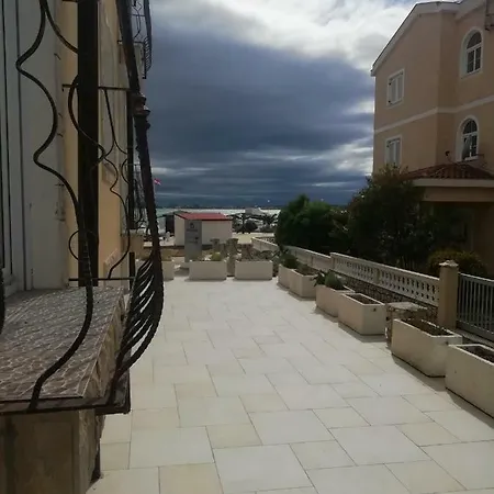 Beni Hotel Vrsi